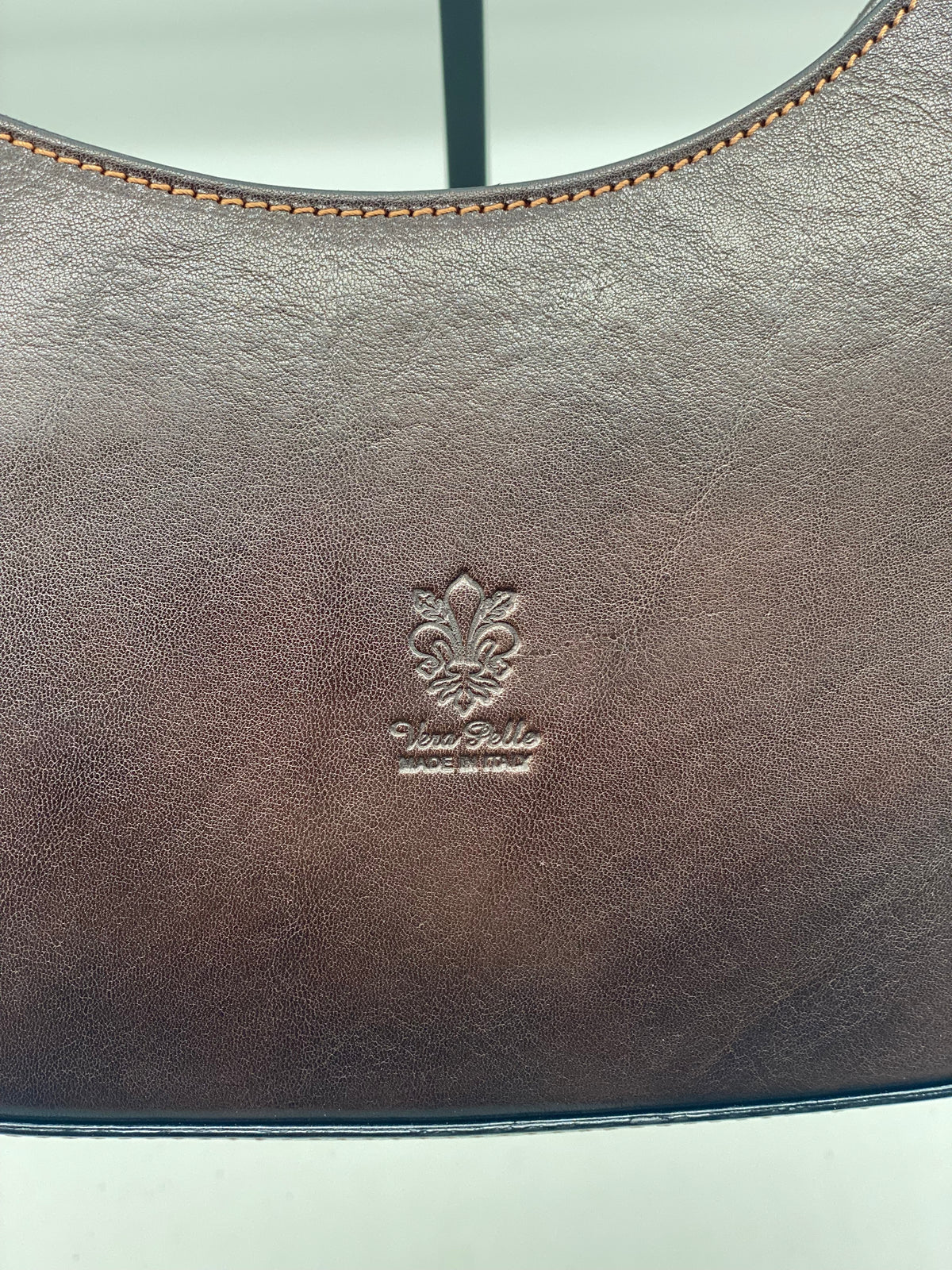 Borsa a spalla in vera pelle tamponata - Made in Italy