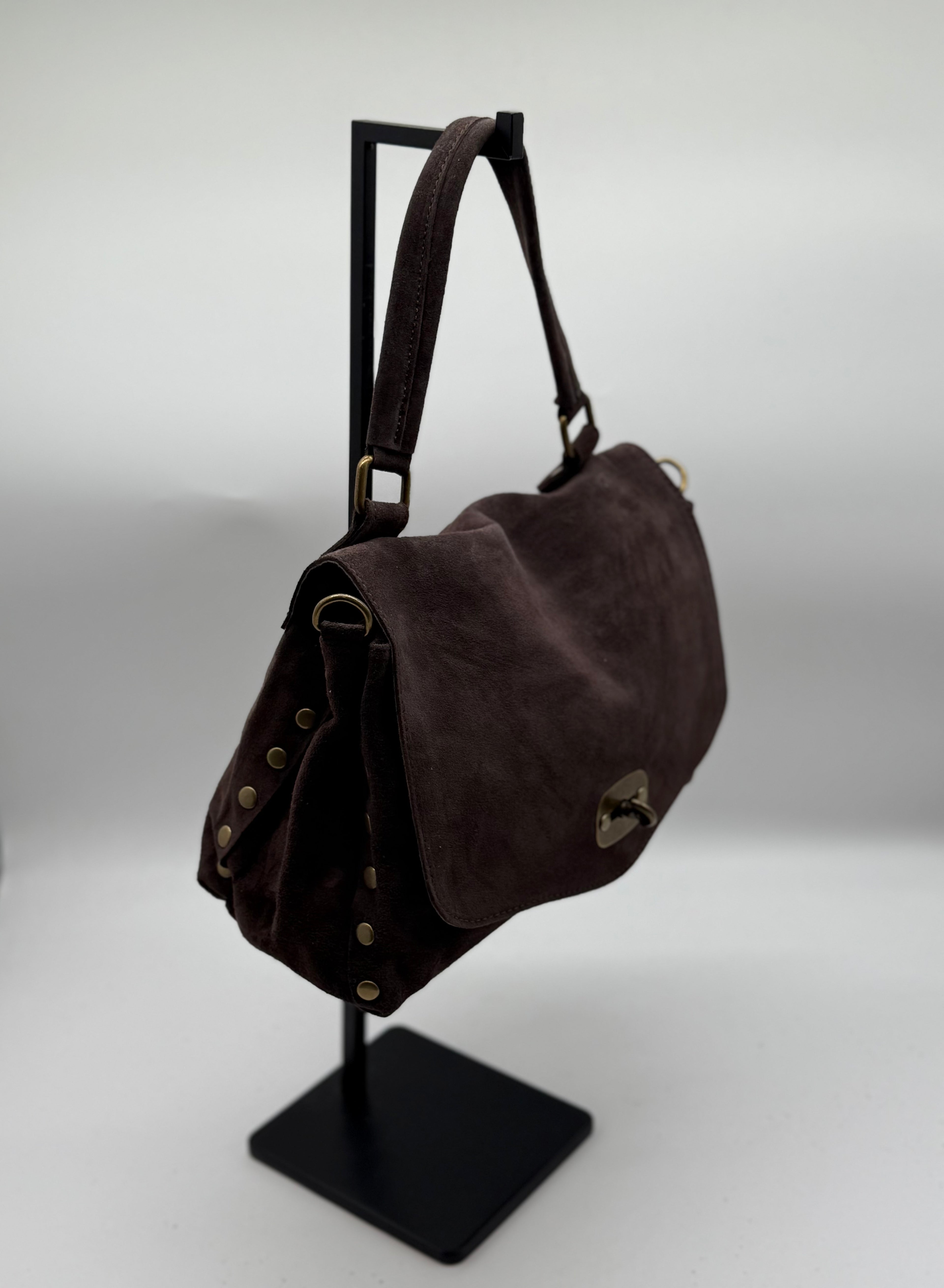 Borsa postina media in vera pelle scamosciata